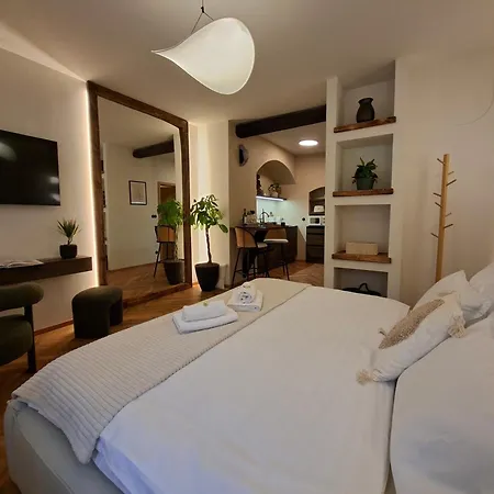 Old Town Living Апартаменты Чески-Крумлов