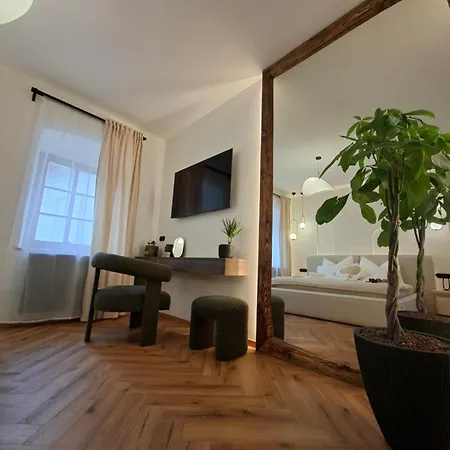 Old Town Living Чески-Крумлов