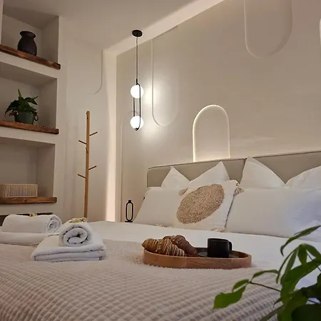 Old Town Living Апартаменты