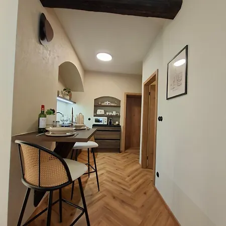 Апартаменты Old Town Living
