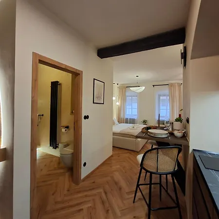 Апартаменты Old Town Living
